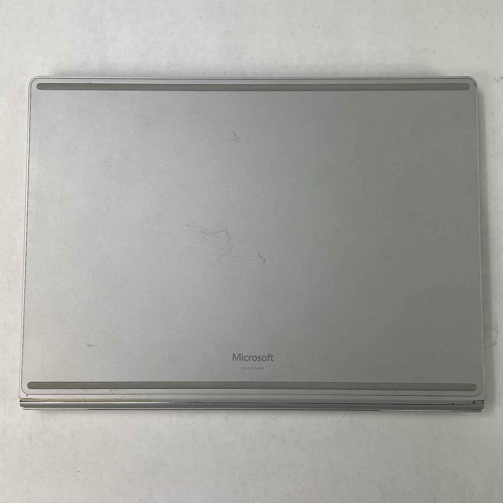 Microsoft Surface Book 2 13.3″ i7-8650U 1.90 GHz 8 GB RAM 256 GB SSD Win11
