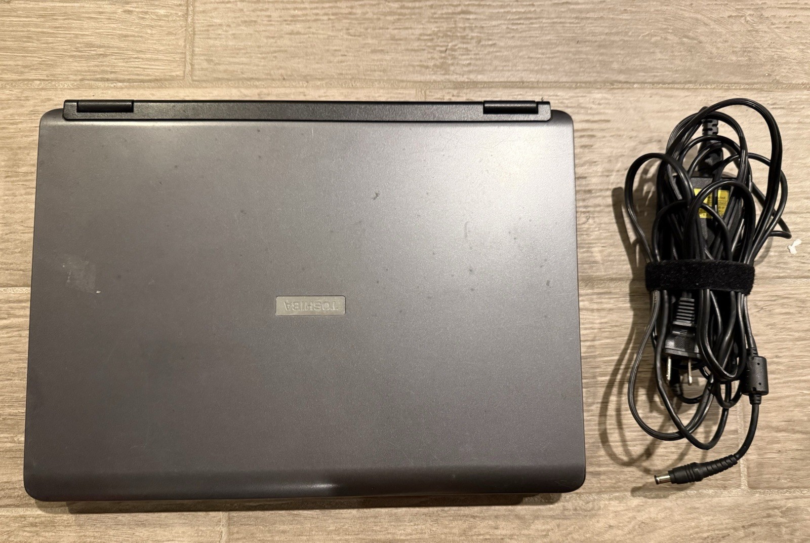 Toshiba Satellite A105-S4074 Retro Gaming Intel C2D 1.6GHz 500 MB RAM No HDD XP