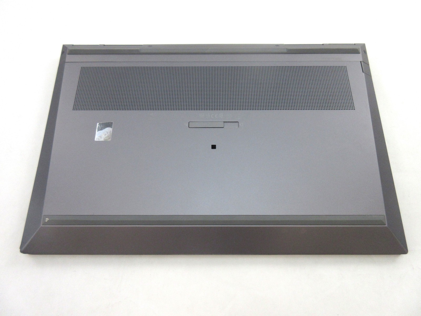 HP ZBook Fury G8 i7-11850H 2.50GHz 16GB RAM 256GB NVMe Case Parts/Repair C3*16