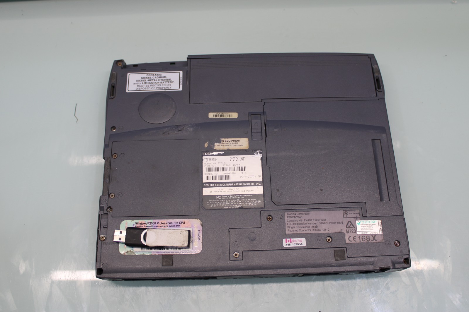 #9 Toshiba Tecra 8100 Pentium 3 1GHz FOR PARTS NO BOOT NO RAM NO HDD