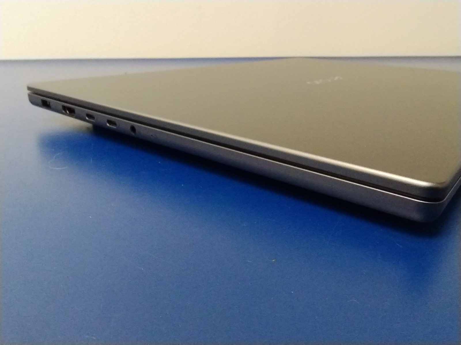 Lenovo IdeaPad Pro 5 16IAH10, Intel Core Ultra 9 285H, 32 GB RAM, 1 TB NVMe SSD