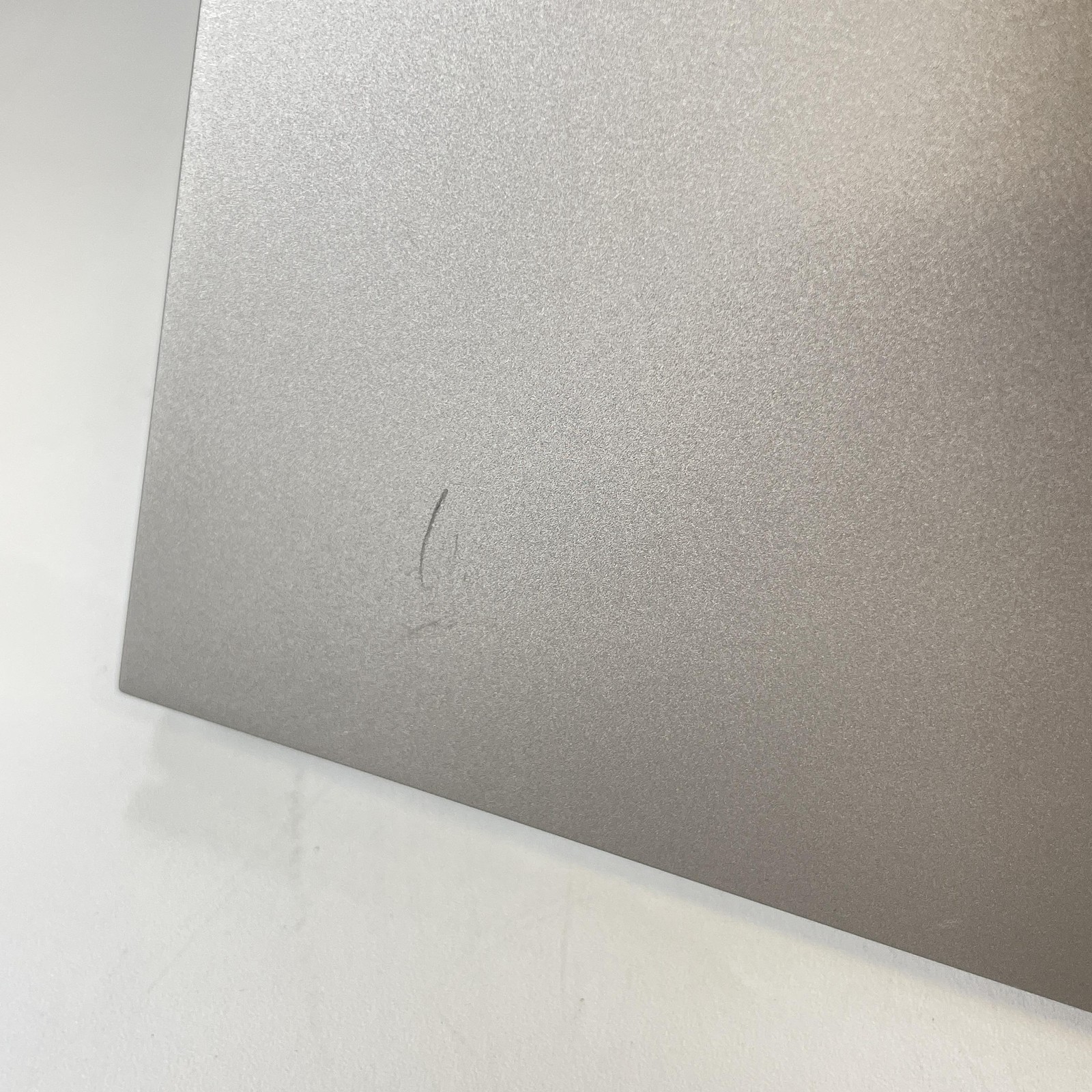 HP ZBook Studio 16 G11 UHD+ 1.4 GHz Ultra 7 165H 32GB 512GB SSD RTX 1000 Ada
