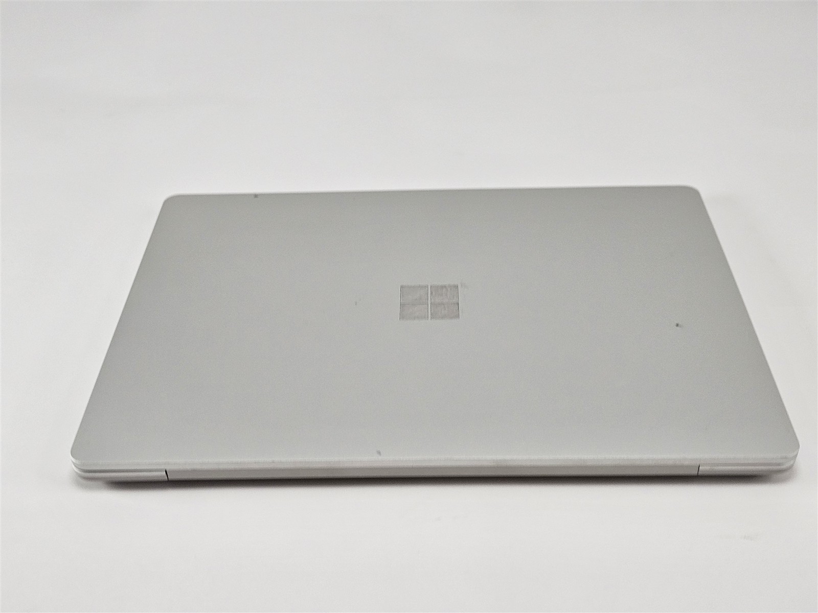 Microsoft Surface Laptop Go 2 256GB 16GB i5-1135G7 Platinum Touch Win11 Home