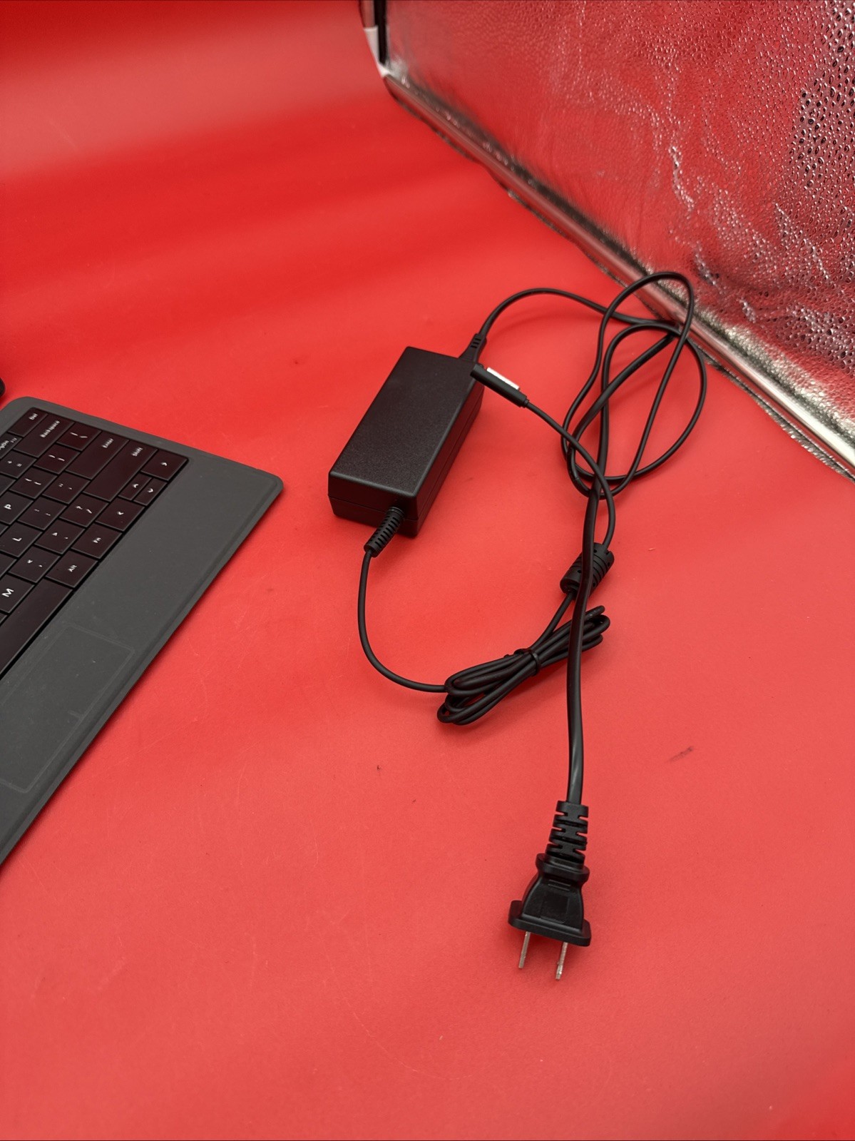 Windows Surface Pro Tablet, 8.1 Model 1516, Windows RT 64GB – with charger Read!