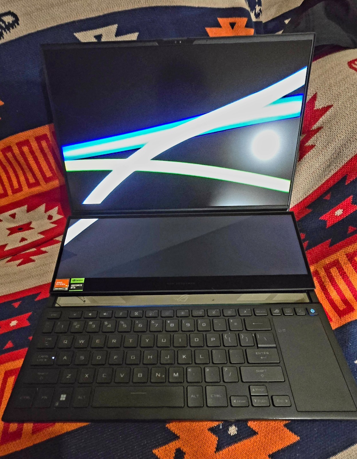 ASUS ROG Zephyrus Duo 16 16″ 165Hz (2TB SSD, AMD Ryzen 9 6900HX, 32GB RAM,…