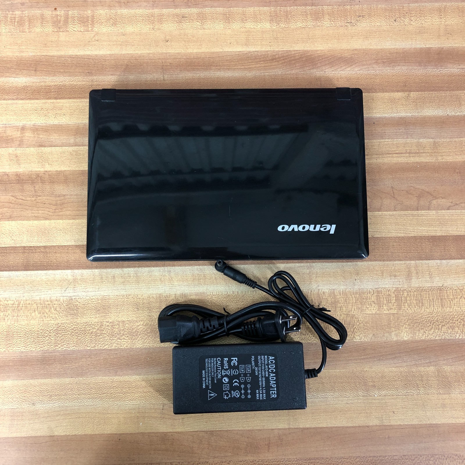 Lenovo IdeaPad S10-3 Retro Gaming Laptop Atom 1.66GHz 2GB RAM (Windows 7 Pro)