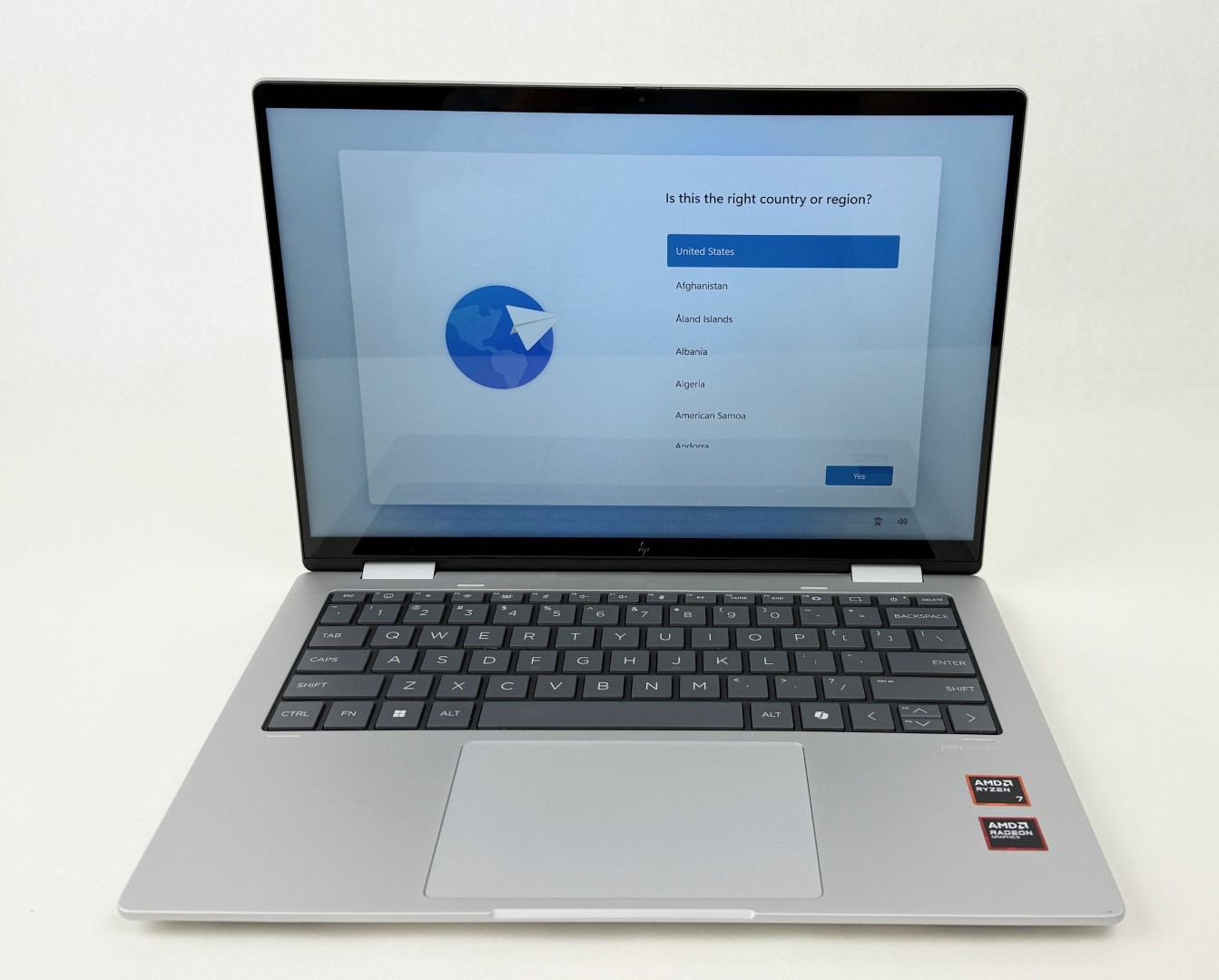 HP Envy x360 14-fa0023dx 14″ 2K Touch Ryzen 7 8840HS 16GB 1TB SSD W11H 2in1