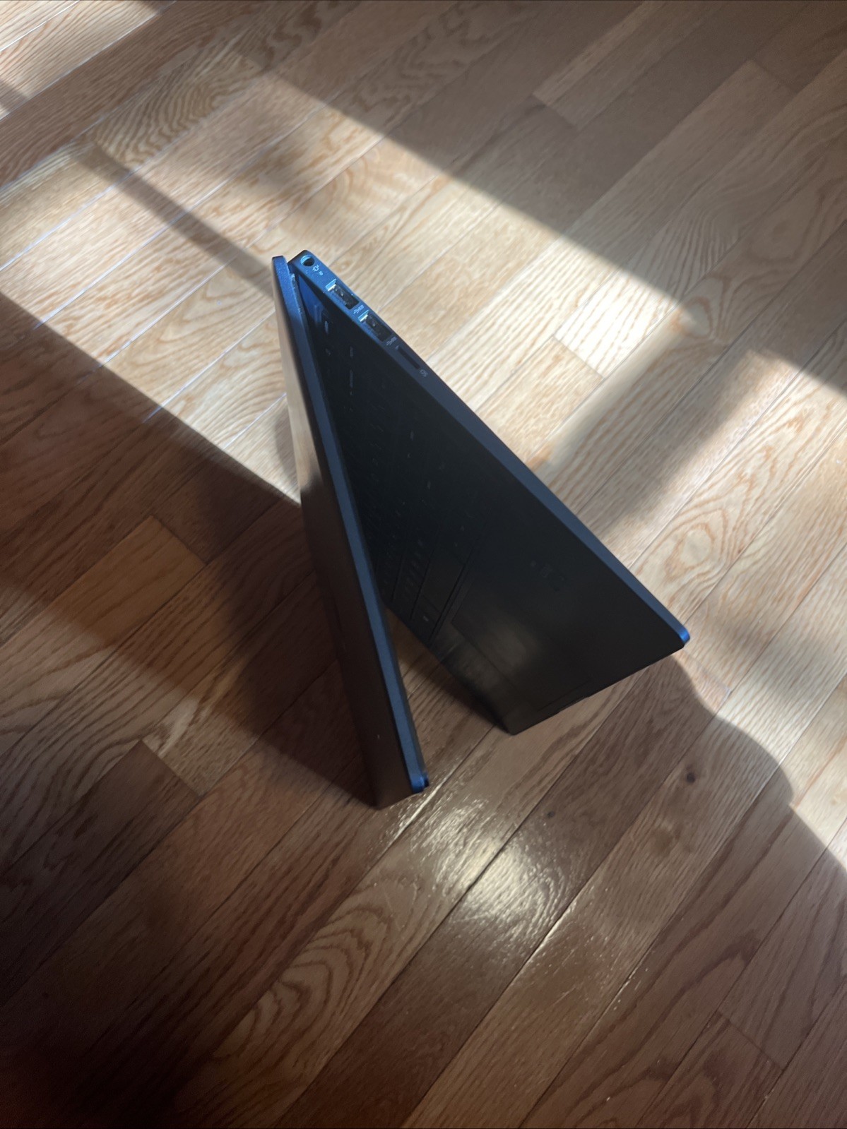 HP Pavilion x360 Intel Core i3 Laptop; Two USB, USB-C, HDMI, charge cable, case.