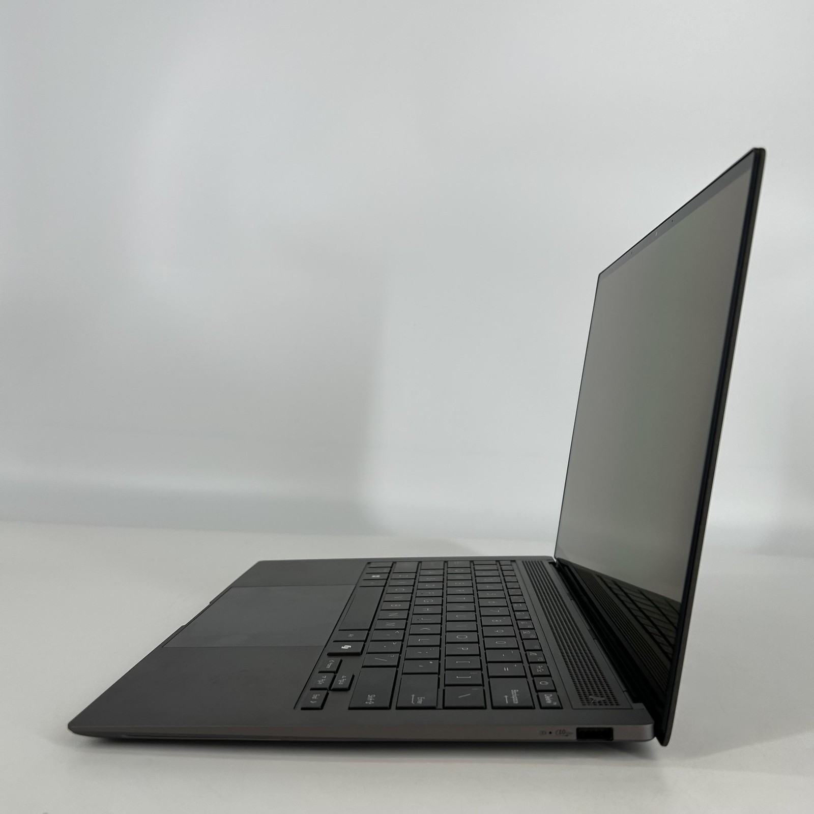 Asus Zenbook S 14 120Hz QHD+ TOUCH 2.2 GHz Ultra 7 258V 32GB 1TB SSD Excellent