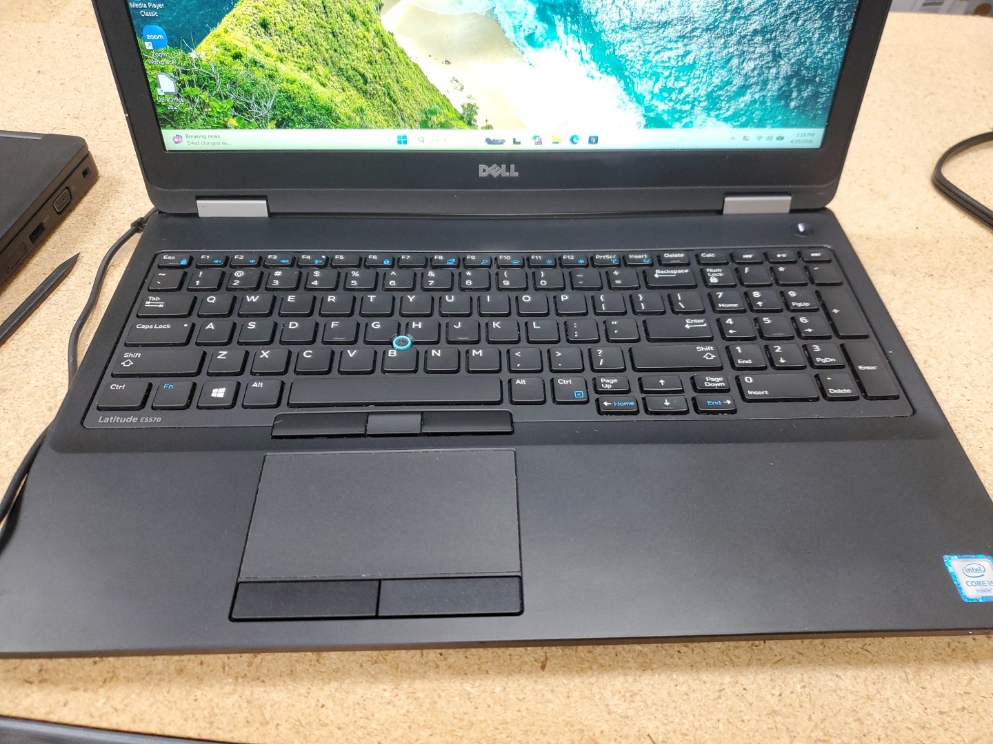 Dell Latitude E5570 15.6″ (500g SSD, Intel Core i5 6th Gen., 8GB) 042026-2