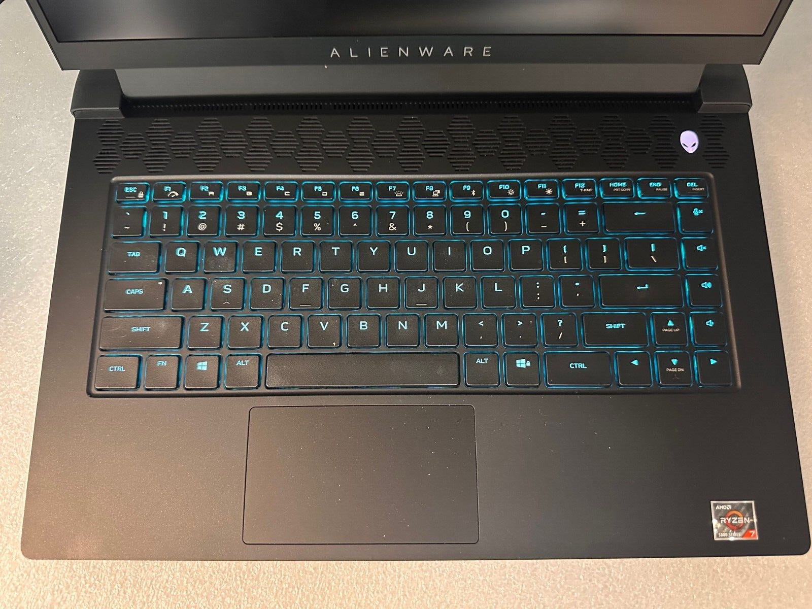 Dell Alienware 15.6″ FHD m15 Ryzen Edition R5 AMD Ryzen 7 5800H 16gb ram 512gb