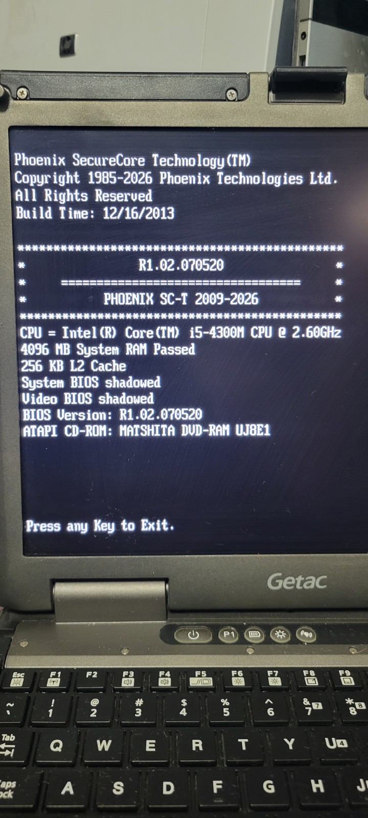 Getac B300 G5 Rugged Touch 13.3″ i5-4300M 2.60GHz 4GB Ram 2573 Hours