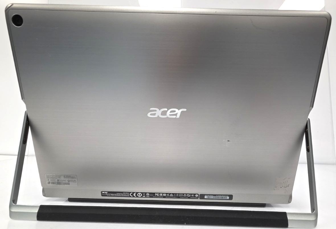 Acer Switch Alpha 12| Intel Core i3-6100U| 4GB RAM| 128GB SSD| Win 10 Pro