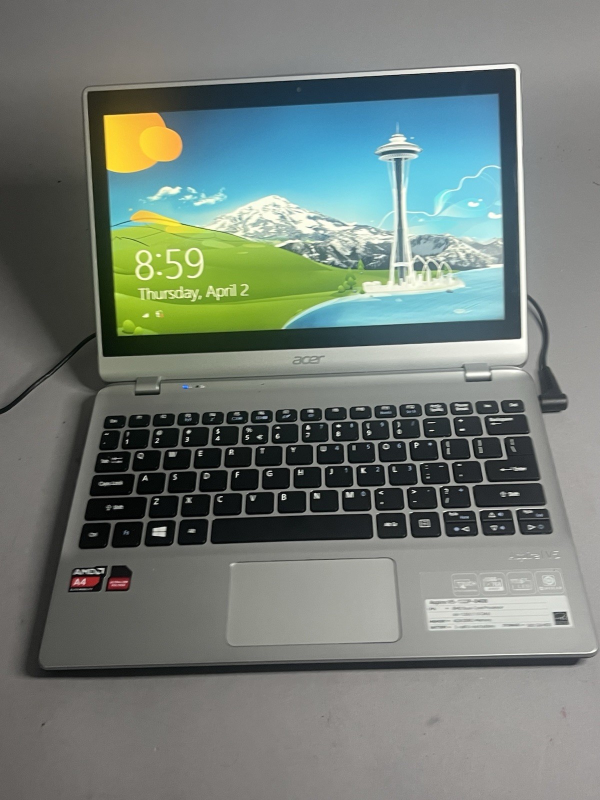Acer Aspire V5 122p 0408 Laptop AMD Dual-Core A4-1250 4 GB Storage 11.6″ Screen
