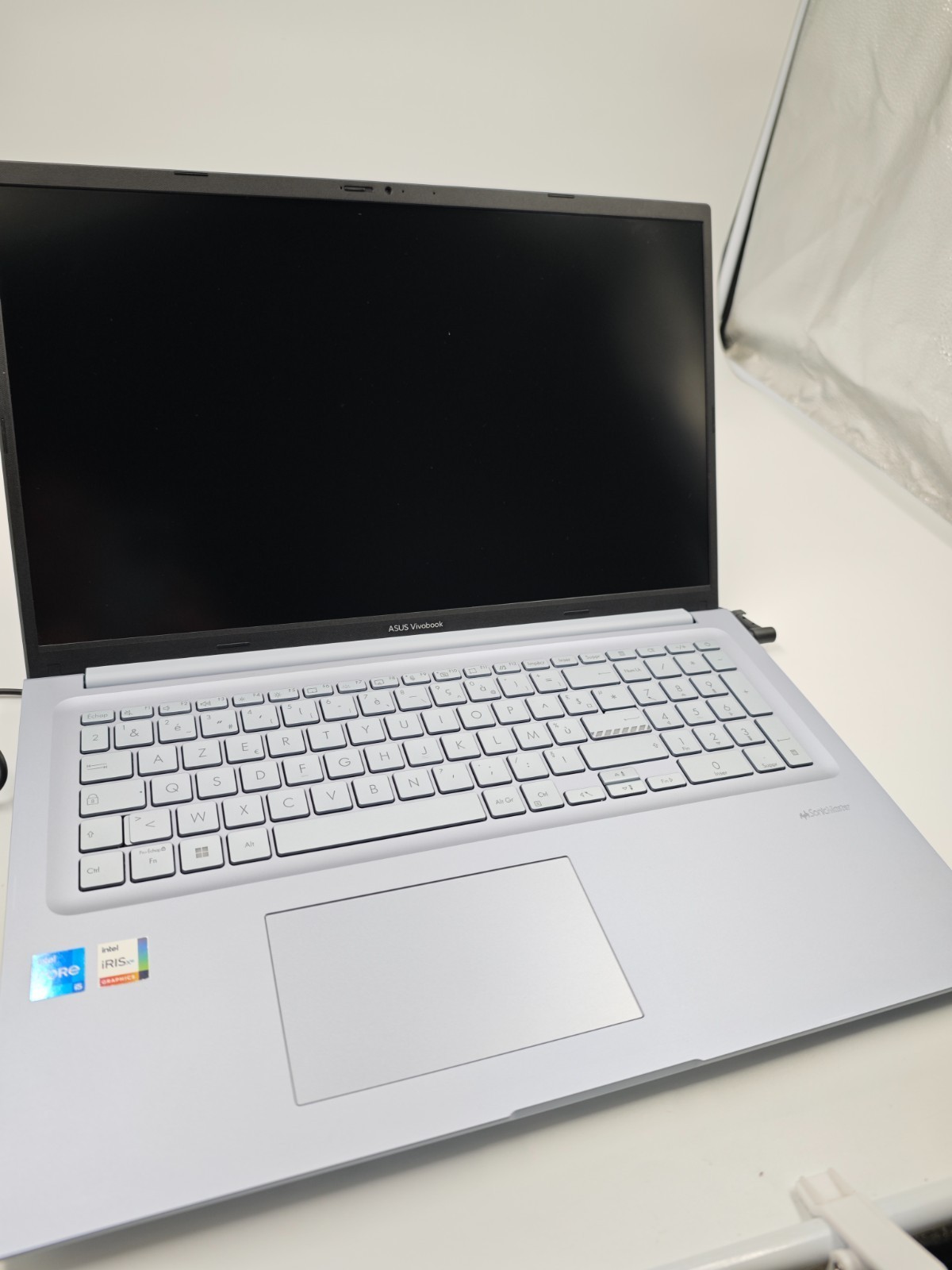 ASUS Vivobook 17 X1702ZA 17.3″ FHD Intel Core i5-1240P 16GB RAM 512GB SSD Win11