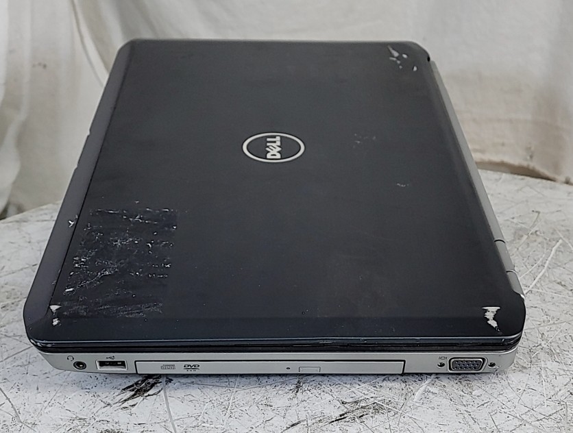 DELL LATITUDE E5520 Laptop Core I5-2520M 4GB SEE NOTES