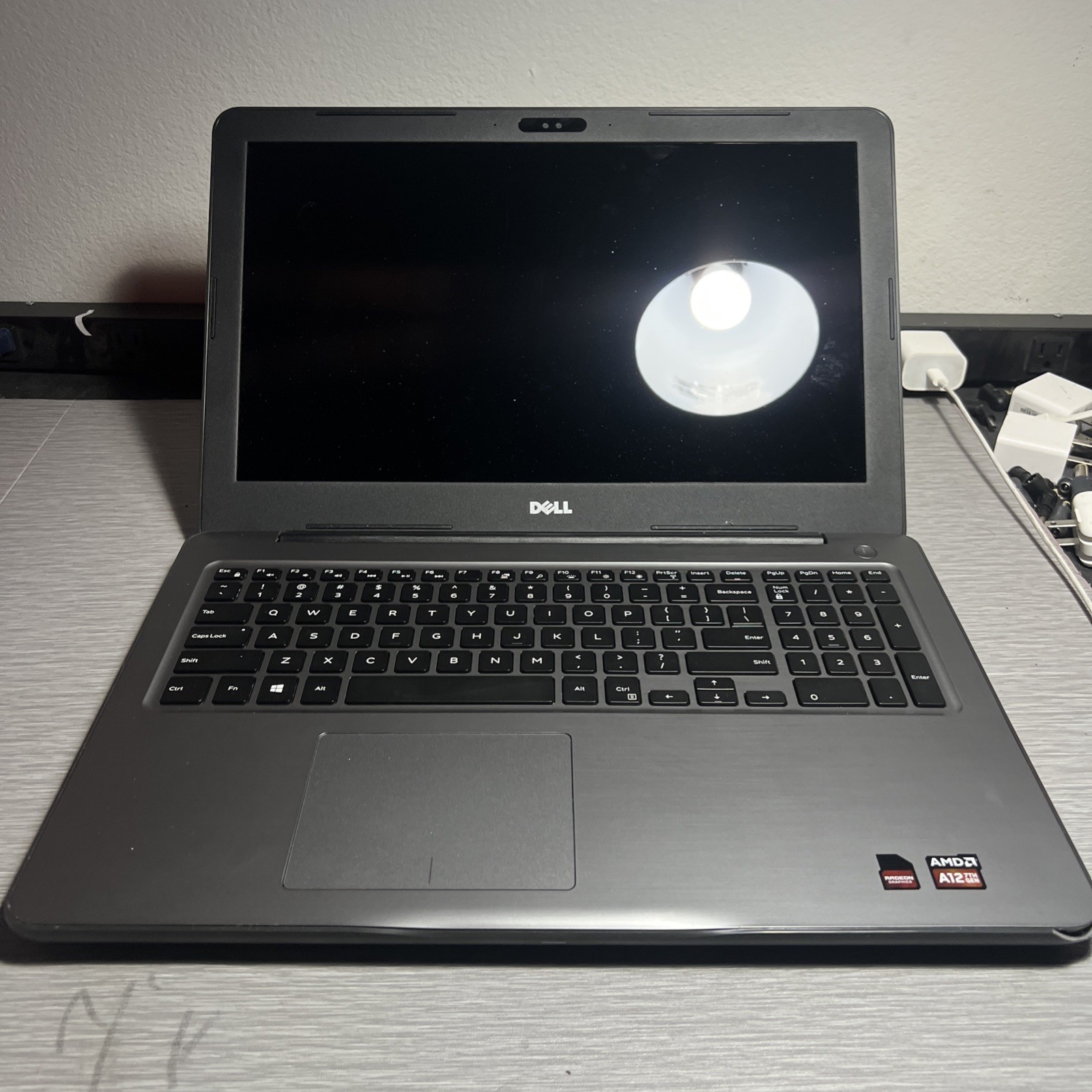 Dell Inspiron P66F Intel Core i5 7th Gen P66F001 15.6″ Laptop *FOR PARTS*