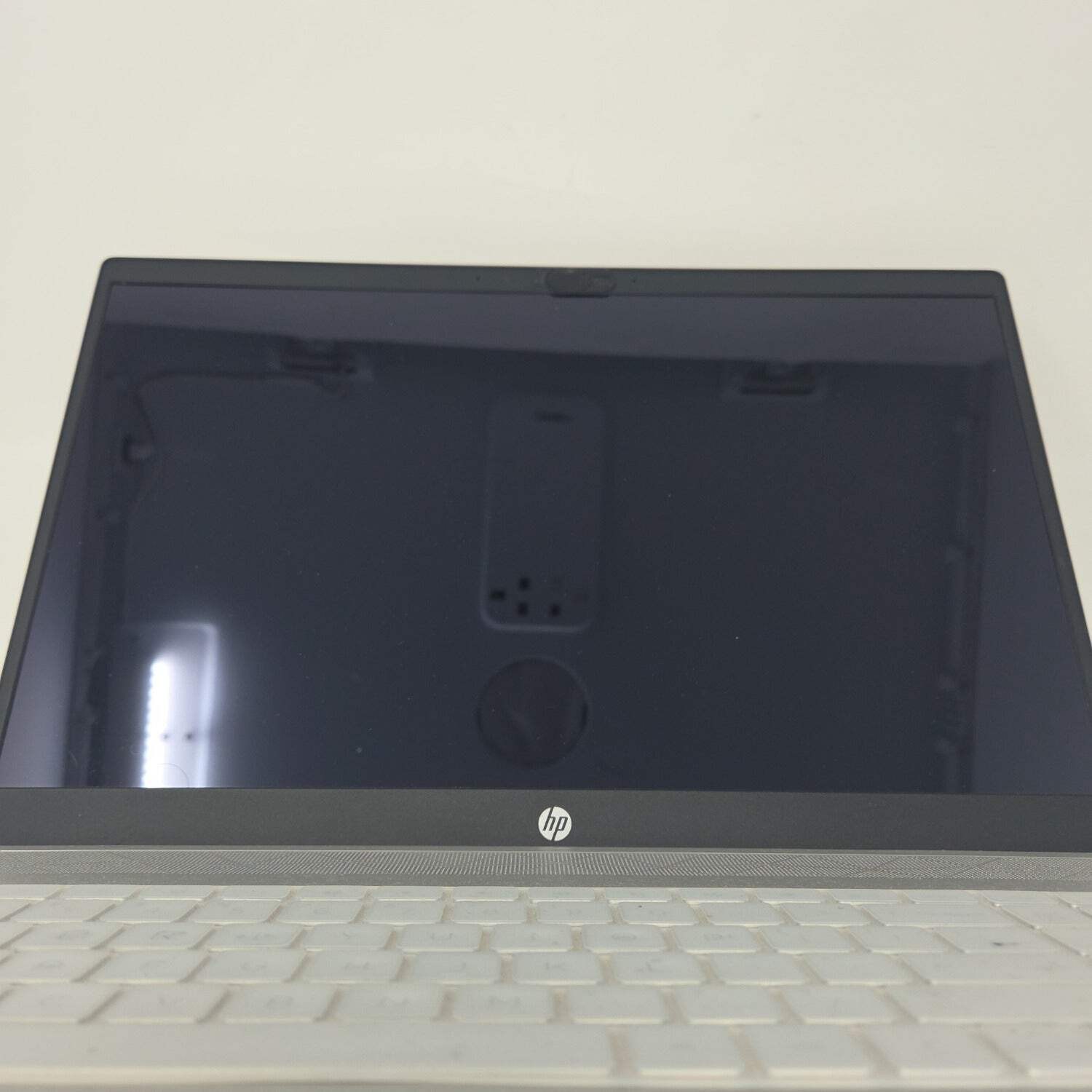 HP Pavilion 15-CW0002CY 15.3″ Ryzen 3 3200U 2.0GHz 8GB RAM 1TB HDD