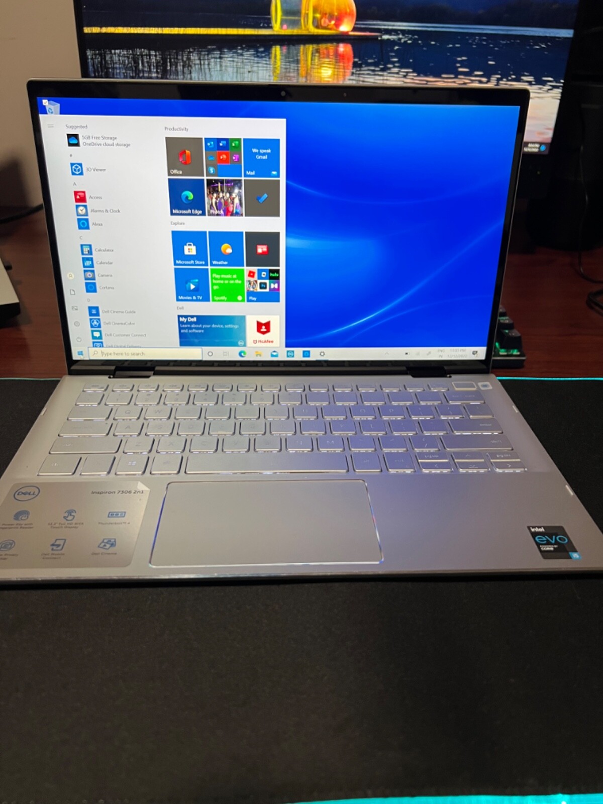 DELL inspiron 7306 2 – 1 13.3 Touchscreen 11th Gen i5-1135G7 8GB RAM 512GB SSD