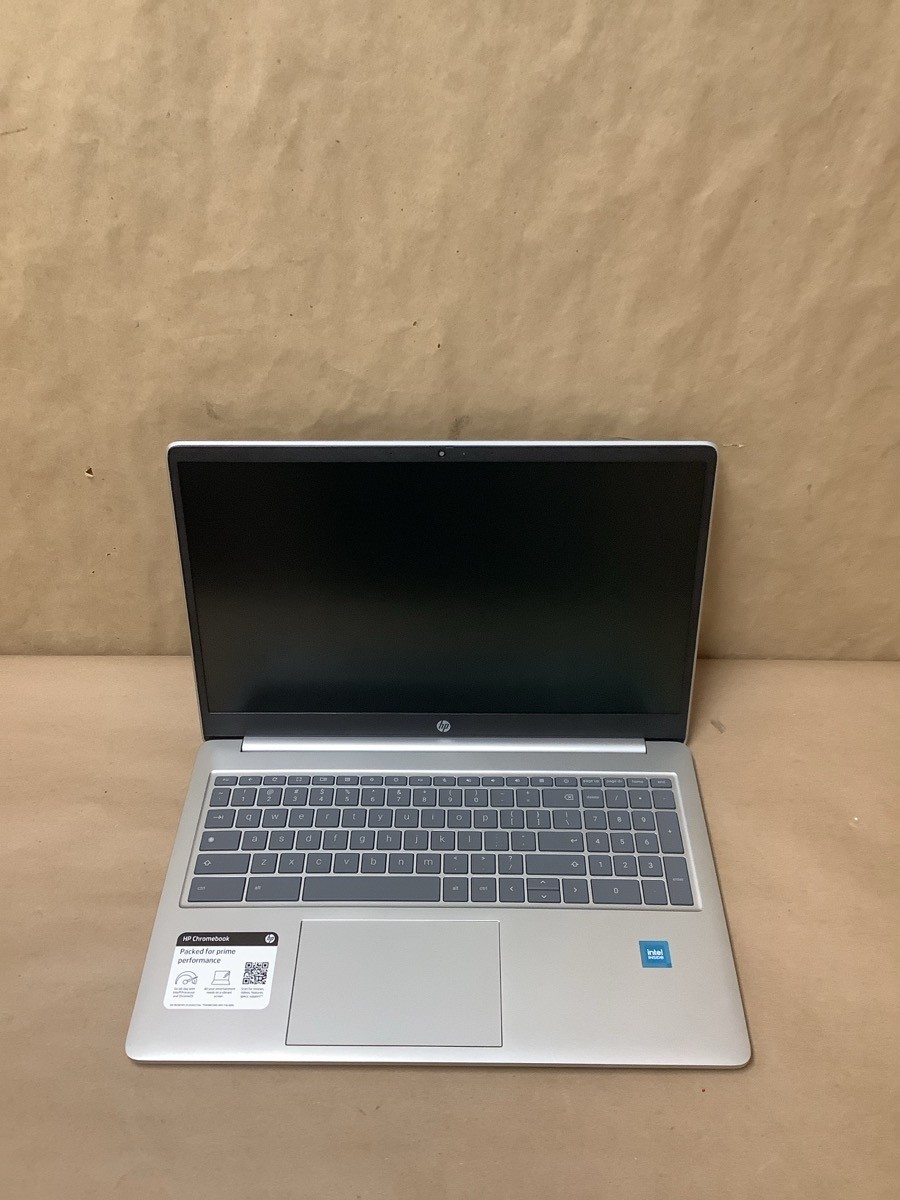 HEWLETT PACKARD MT7921 HP CHROMEBOOK LAPTOP WITH CHARGER (B33008218)