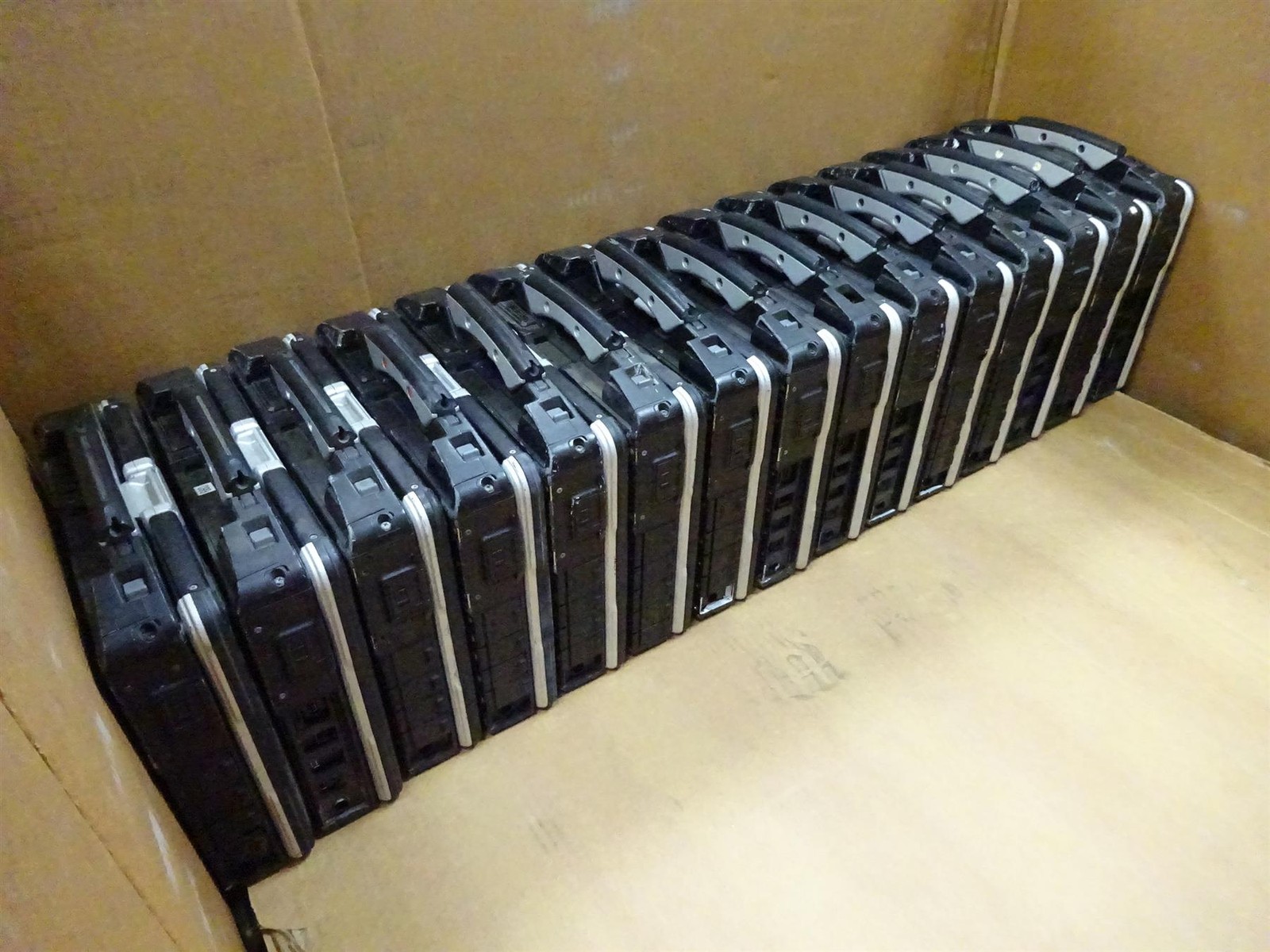 Lot 66 Panasonic CF-31 MK5 MK4 MK3 MK2 Core i5 4GB DDR3 – Read Description