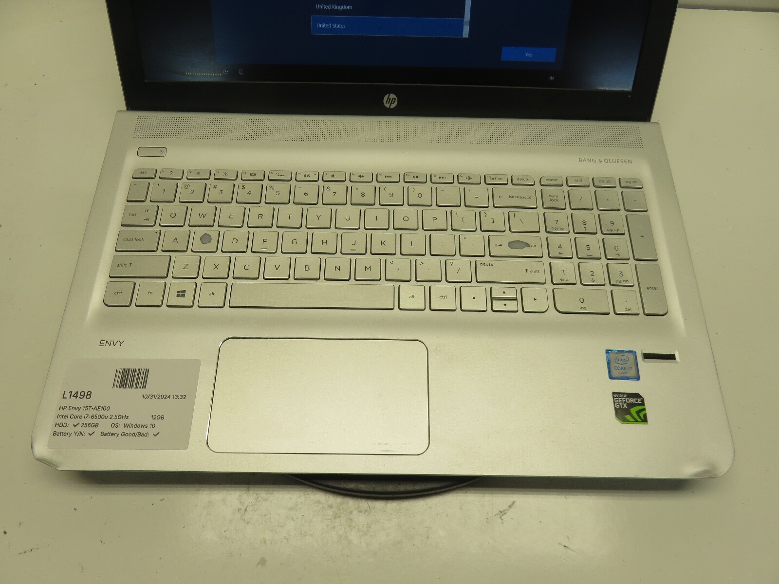 HP Envy 15T-AE100 Intel Core i7-6500u 2.5GHz 12GB Windows 10 256GB SSD