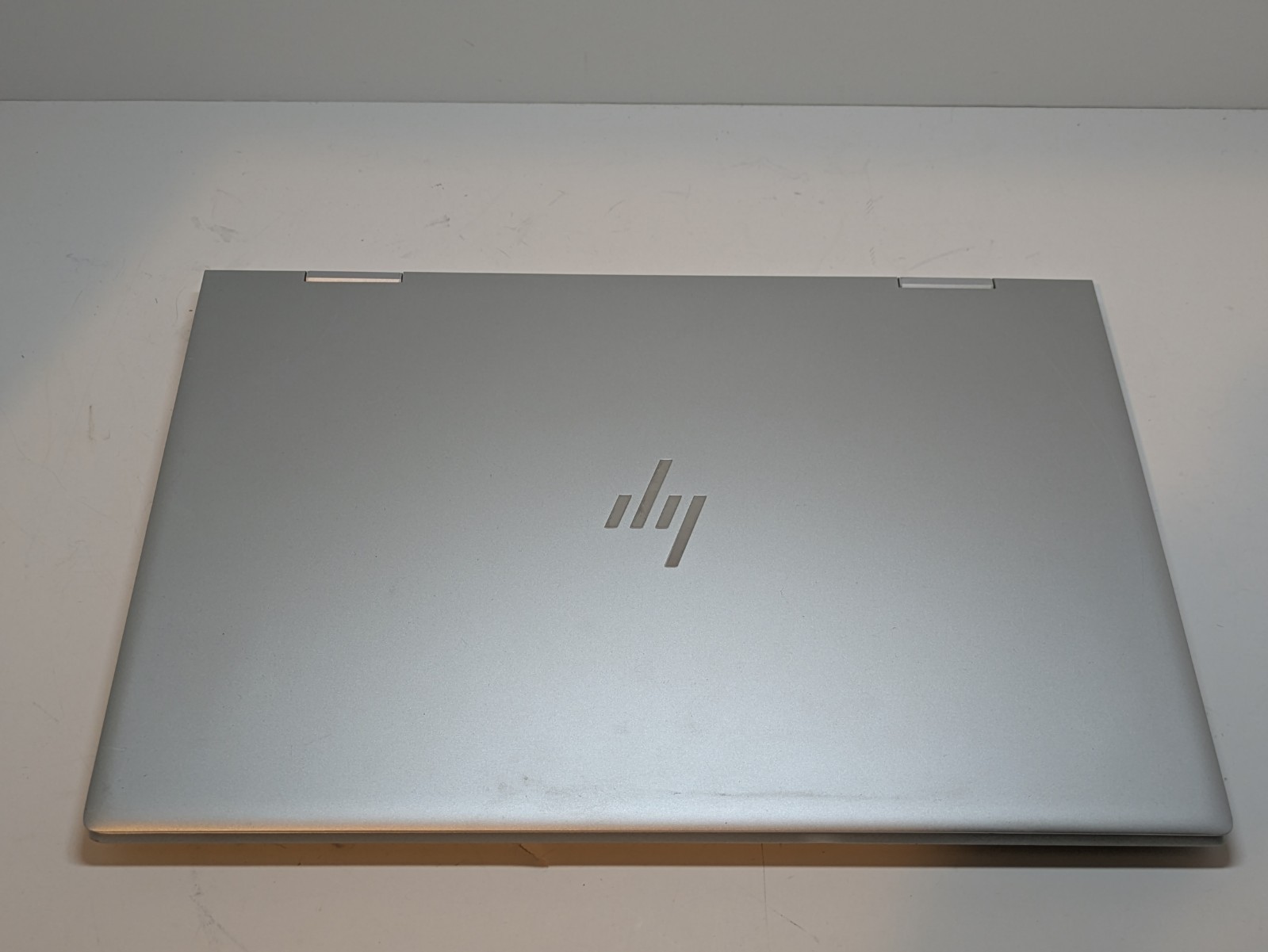 HP ENVY x360 15m-dr1012dx (512GB SSD, Intel Core i7-10510U, 12GB RAM) No Charger