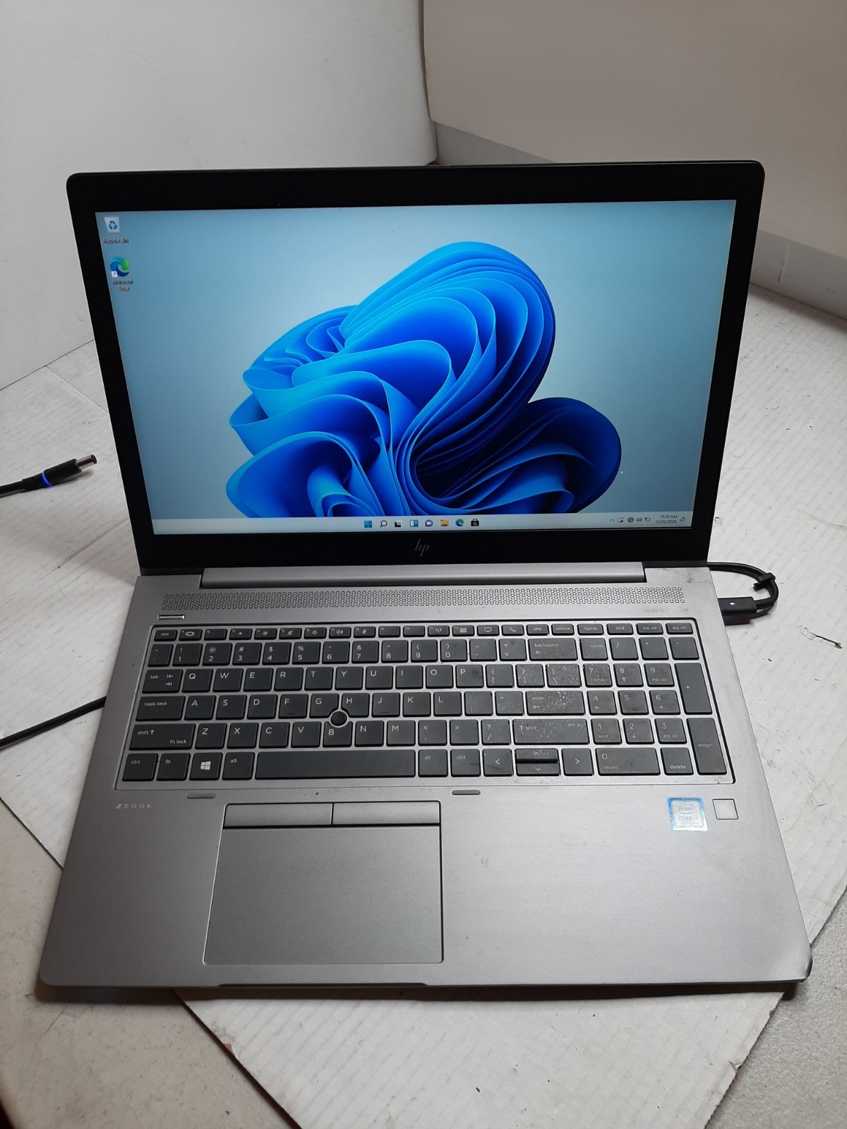 HP ZBook 15u G5 15.6″ Laptop i5-8350U 8GB RAM 256GB SSD WIN11 NO BATTERY!! #97