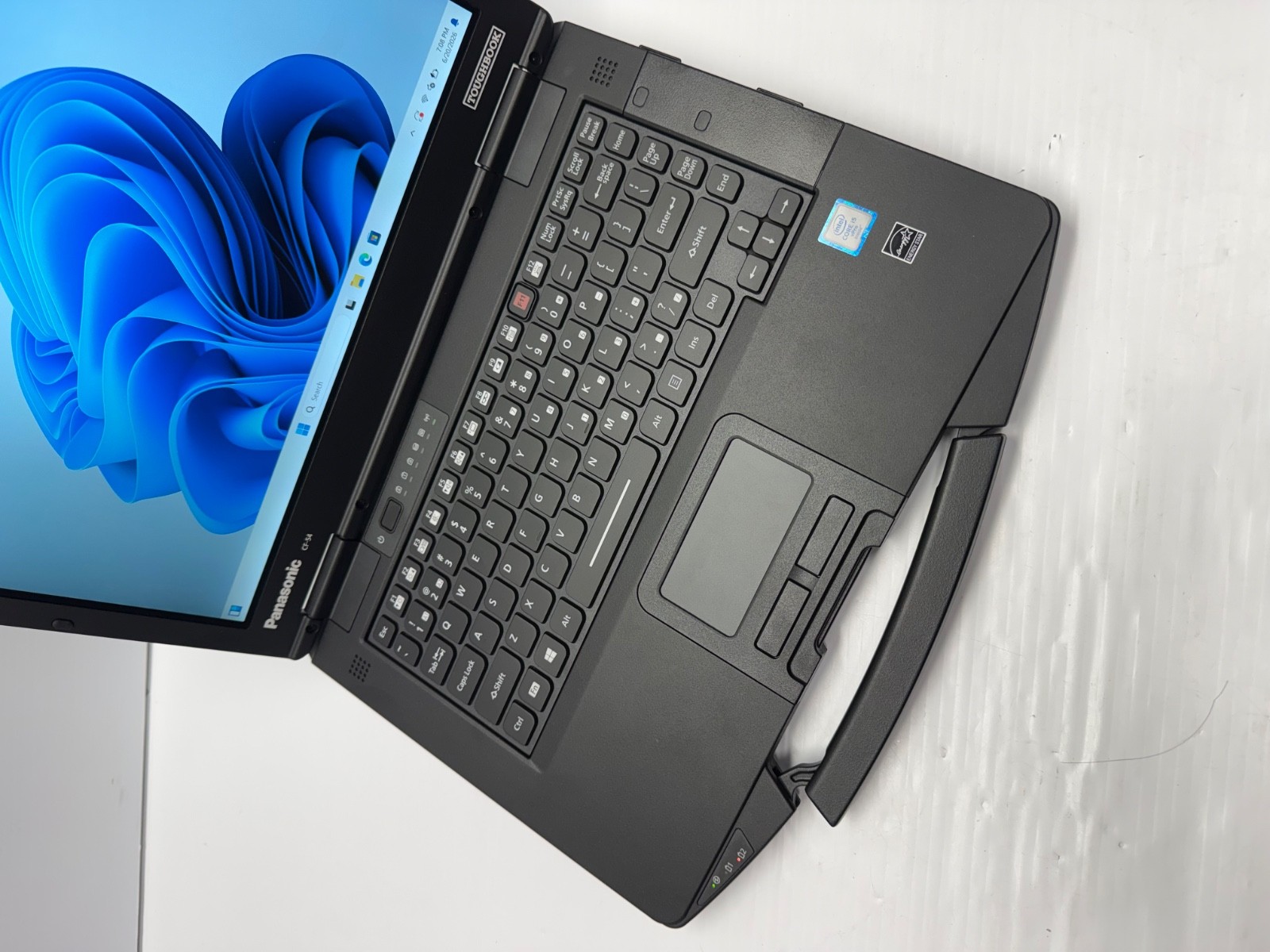 Panasonic ToughBook CF-54-Touch i5-6th 16 GB RAM 512 GB SSD – 10 Hours Only