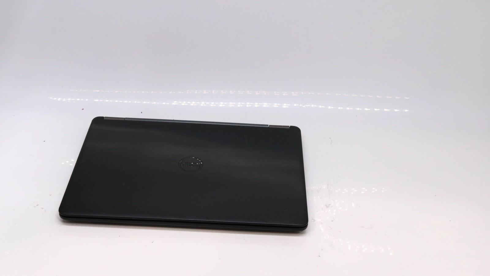 Dell Latitude E7450 14″ i5-5200u 16GB 256GB – Fair READ DESC
