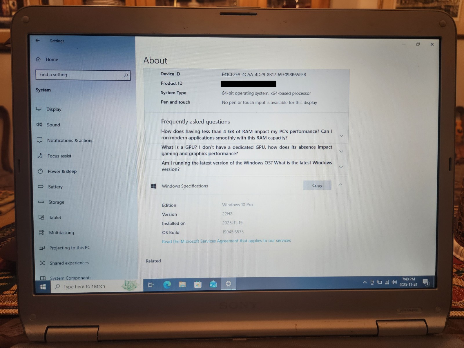 15.25″ Sony Vaio Laptop Intel Core 2 Duo 2.00GHz 3 GB DDR2 112GB SSD Win10 Pro