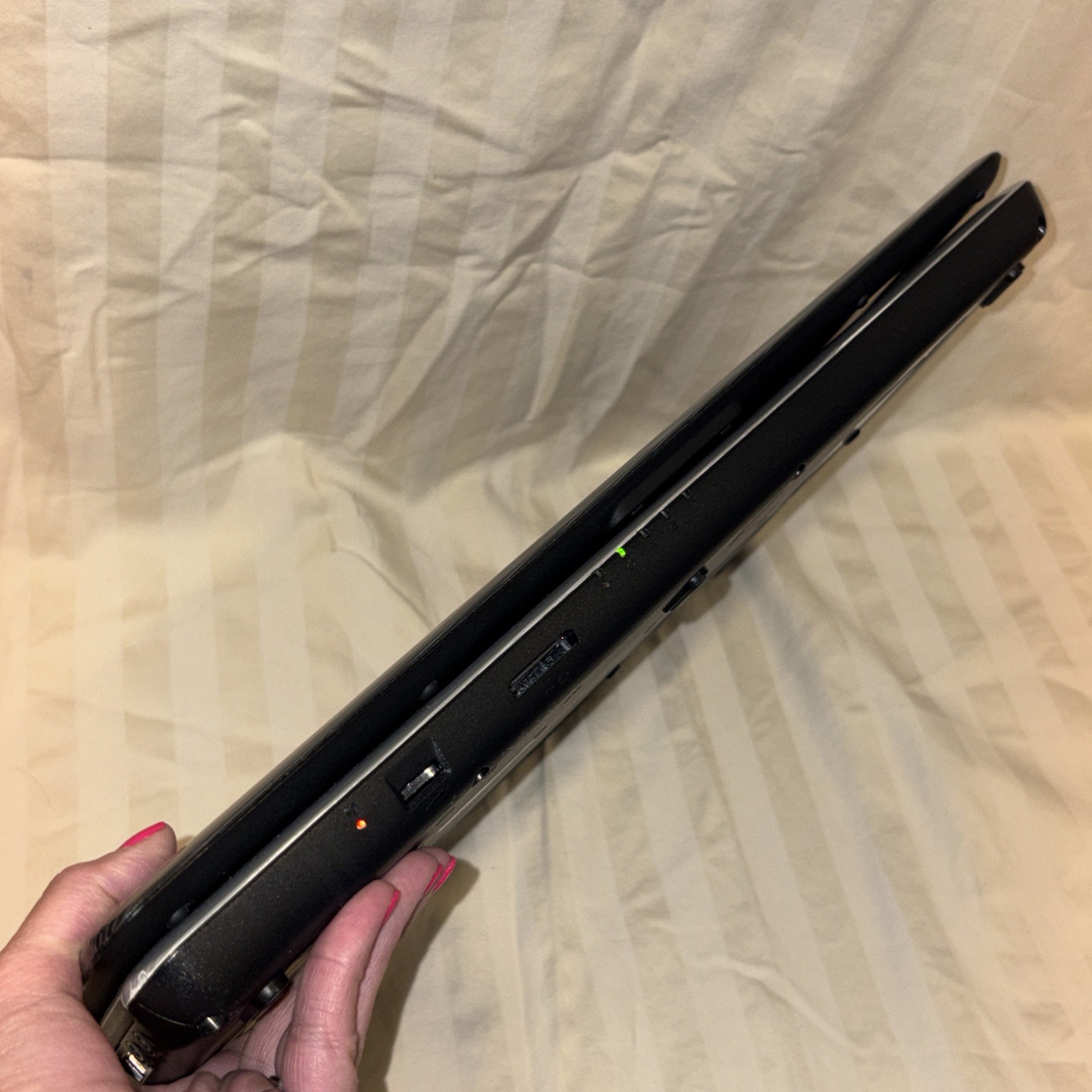 Toshiba Satellite 17.3″ l555-s7008 Notebook – i5-M430 2.27 GHz, 8 GB, 250 GB