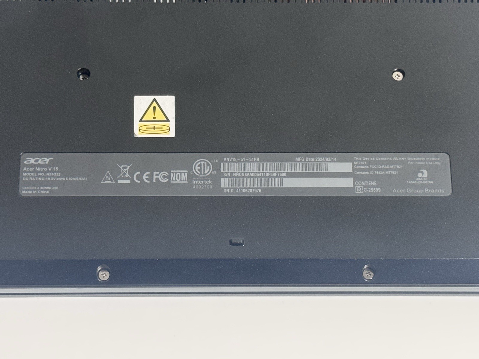 Acer Nitro V 15 165Hz FHD i5-13420H 8GB 512GB SSD RTX 4050 READ