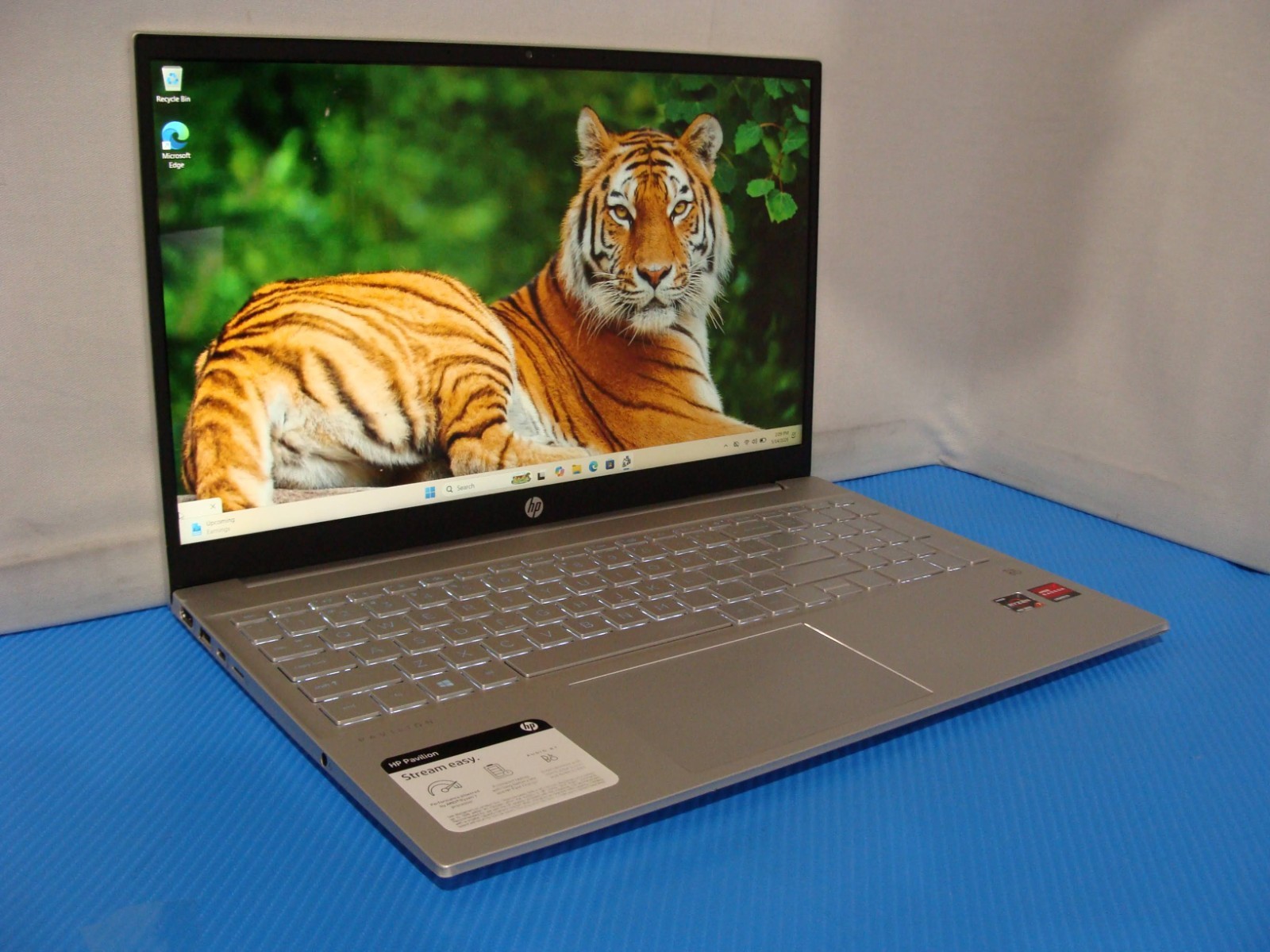 HP Pavilion 15-eh0015cl 15.6″FHD TOUCH AMD Ryzen 7 4700U 2GHz 32GB 1TB SSD +PA