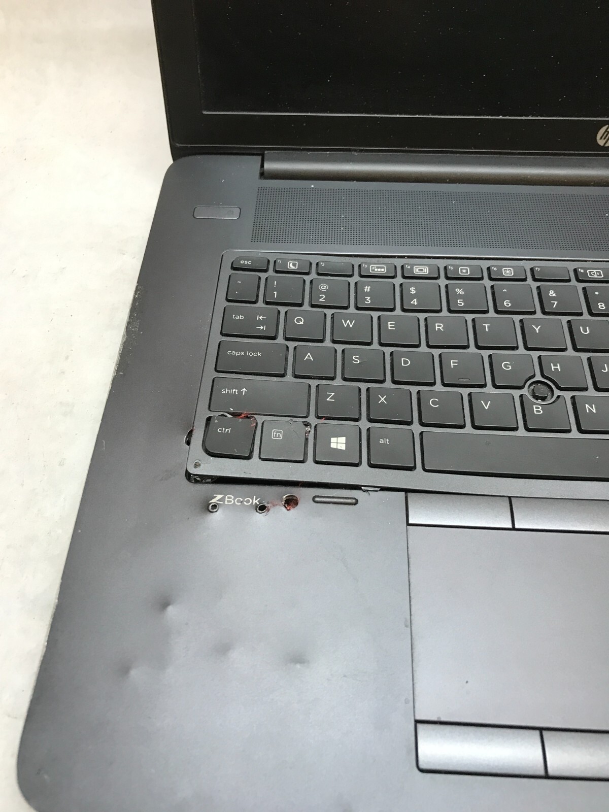 HP ZBook 17 G3 17″ Laptop Intel Core i7 4GB RAM NO HDD/OS For Parts AS IS – -DW