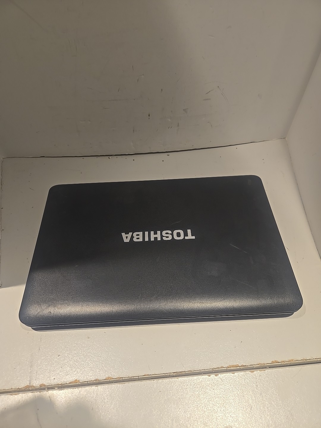 Toshiba Satellite C655-S5229 Intel i3-2310M 2.1GHz 6 GB NO HDD