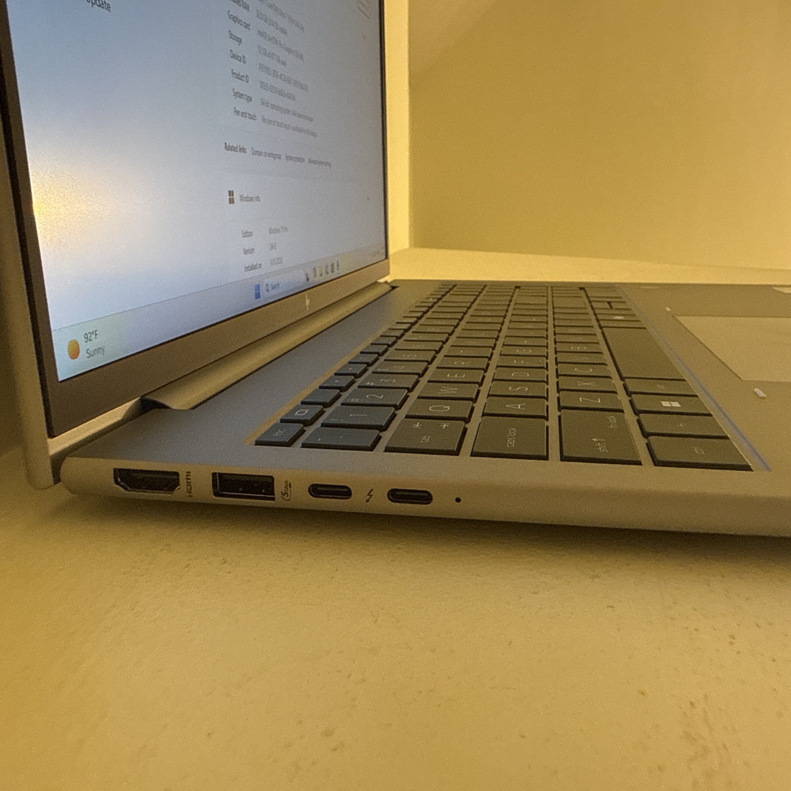 HP ZBook Firefly G11 16″ Ultra 7 165H 32GB 512GB Win11Pro