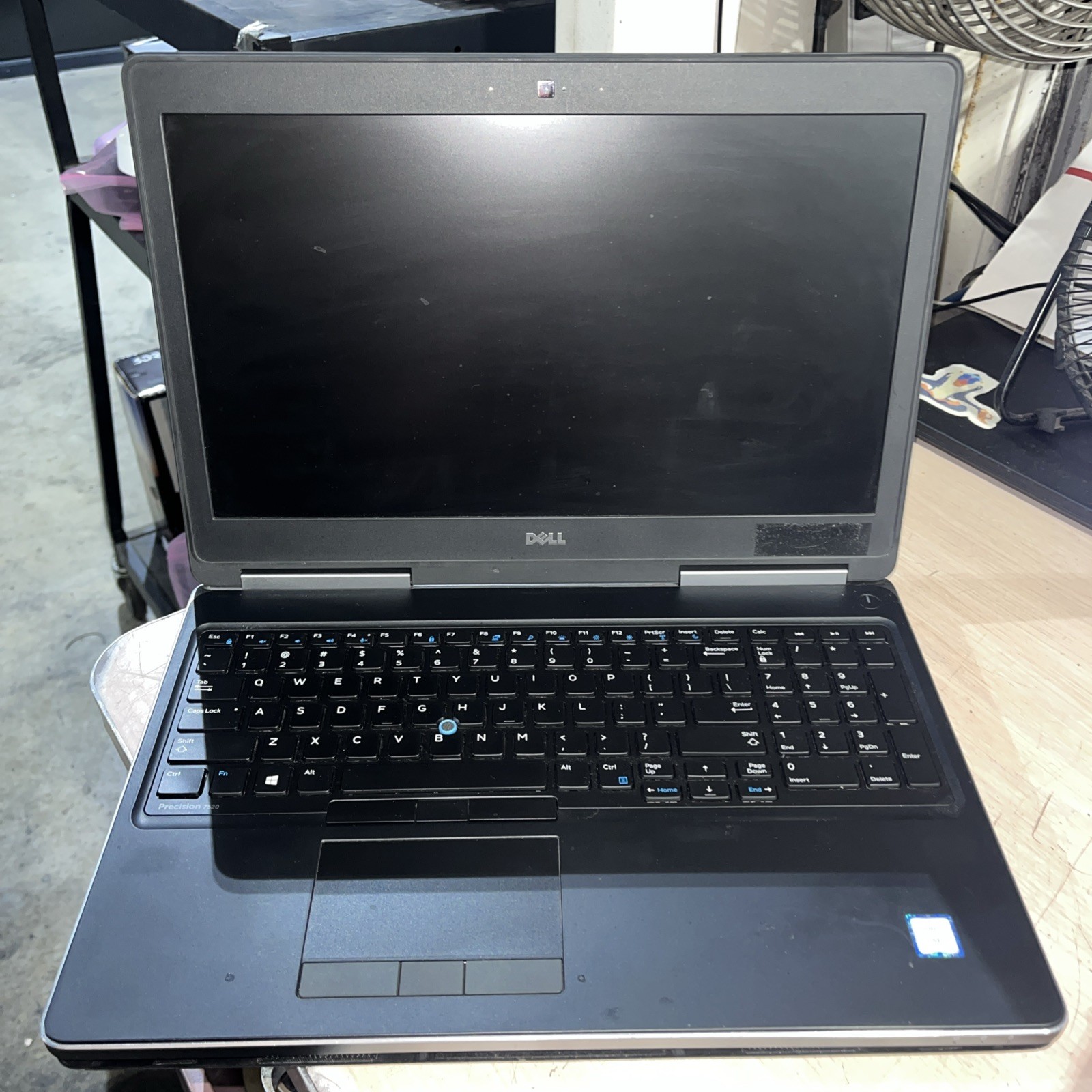 DELL LATITUDE 7520 INTEL CORE I7-7850HQ 2.9GHZ 8GB RAM NO HD