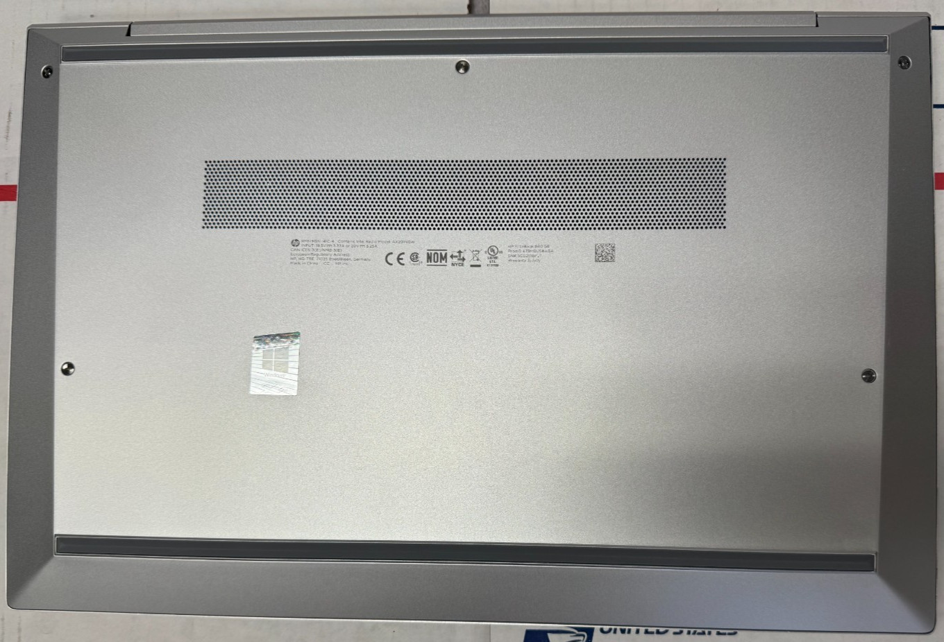 HP EliteBook 840 G8 i5-1145G7 256GB 16GB Win 11 Notebook