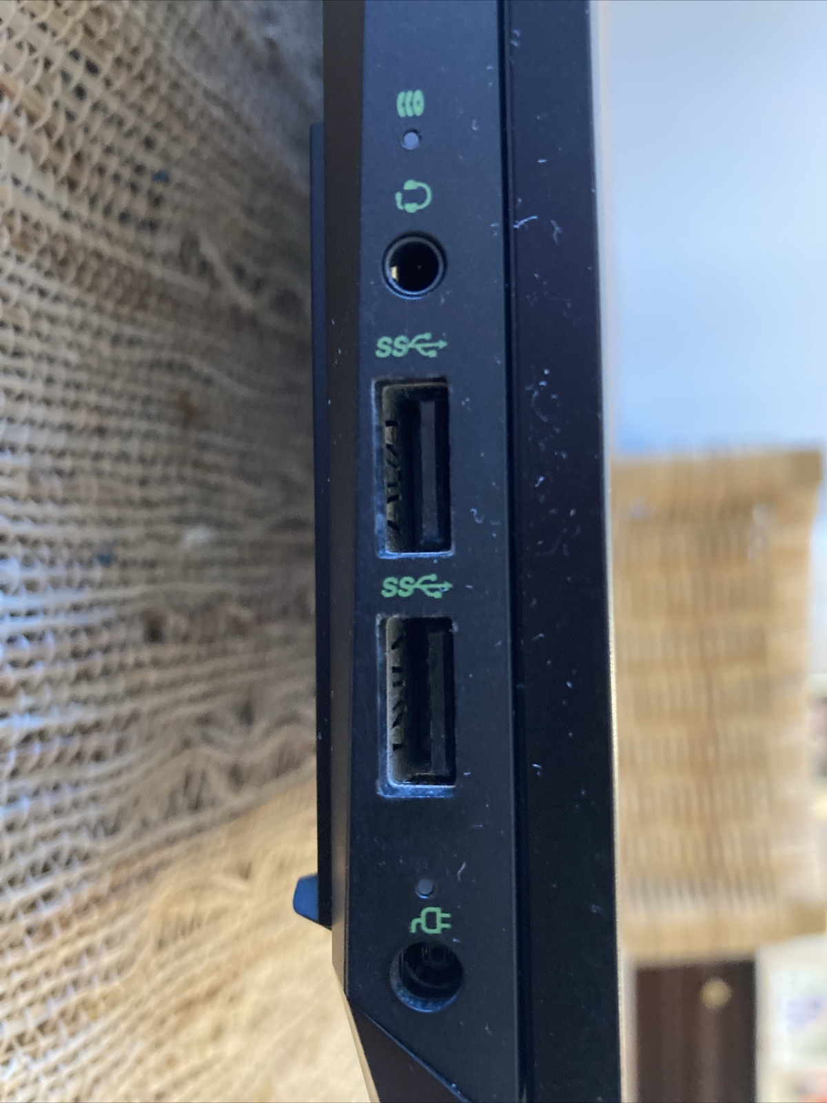 HP Pavilion Gaming PC16.5 inch, Intel Core i5 9th Gen. 12Gb RAM. GTX 1650 GPU
