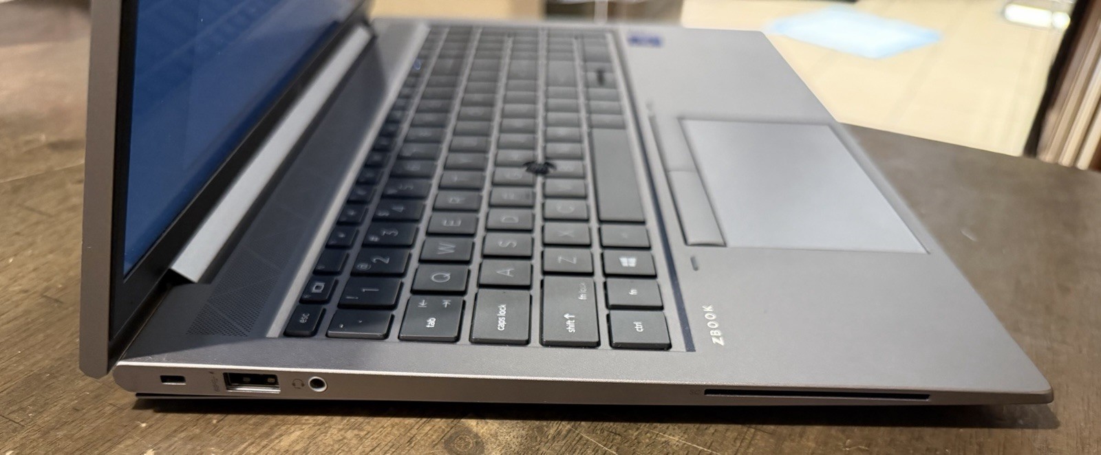HP ZBOOK FIREFLY 15 G8 INTEL CORE I7-1185G7 8GB RAM 256GB NVME 15.6 IN CAM