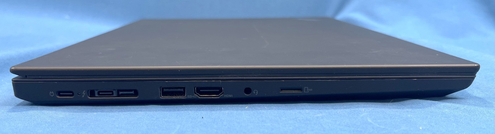 Lenovo ThinkPad P15s Gen 2 – i7-1165G7, T500, 16GB RAM, 512GB NVMe – Win11