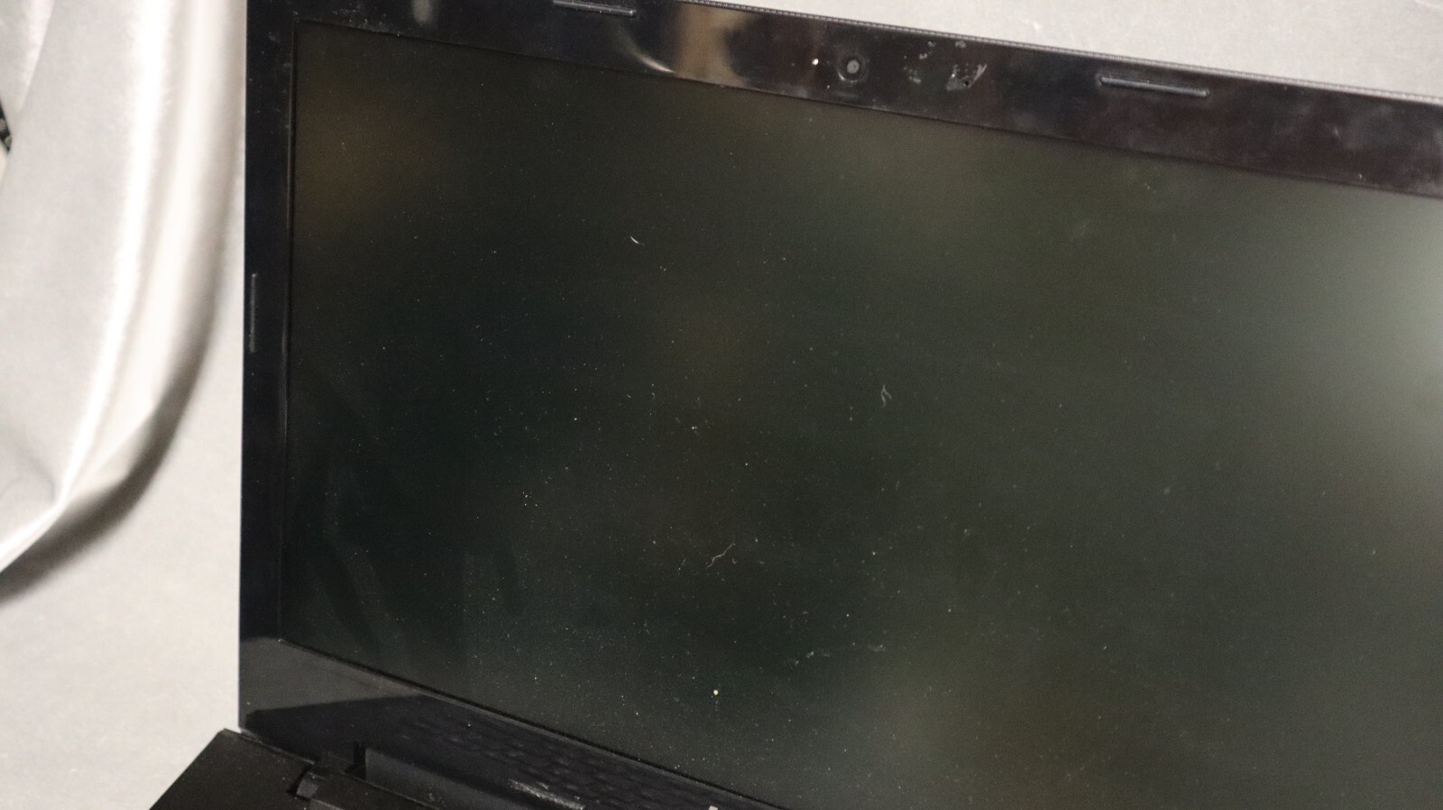Lenovo G50-80 Windows 10 Laptop Intel Core I3 with 4GB of RAM (FOR PARTS ONLY)