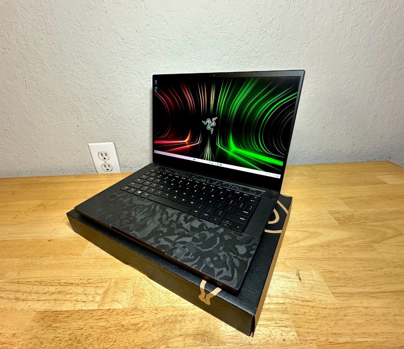 Gaming Laptop Razer Blade 14” AMD Ryzen 9 5900HX 8 Core 1TB SSD RTX 3080