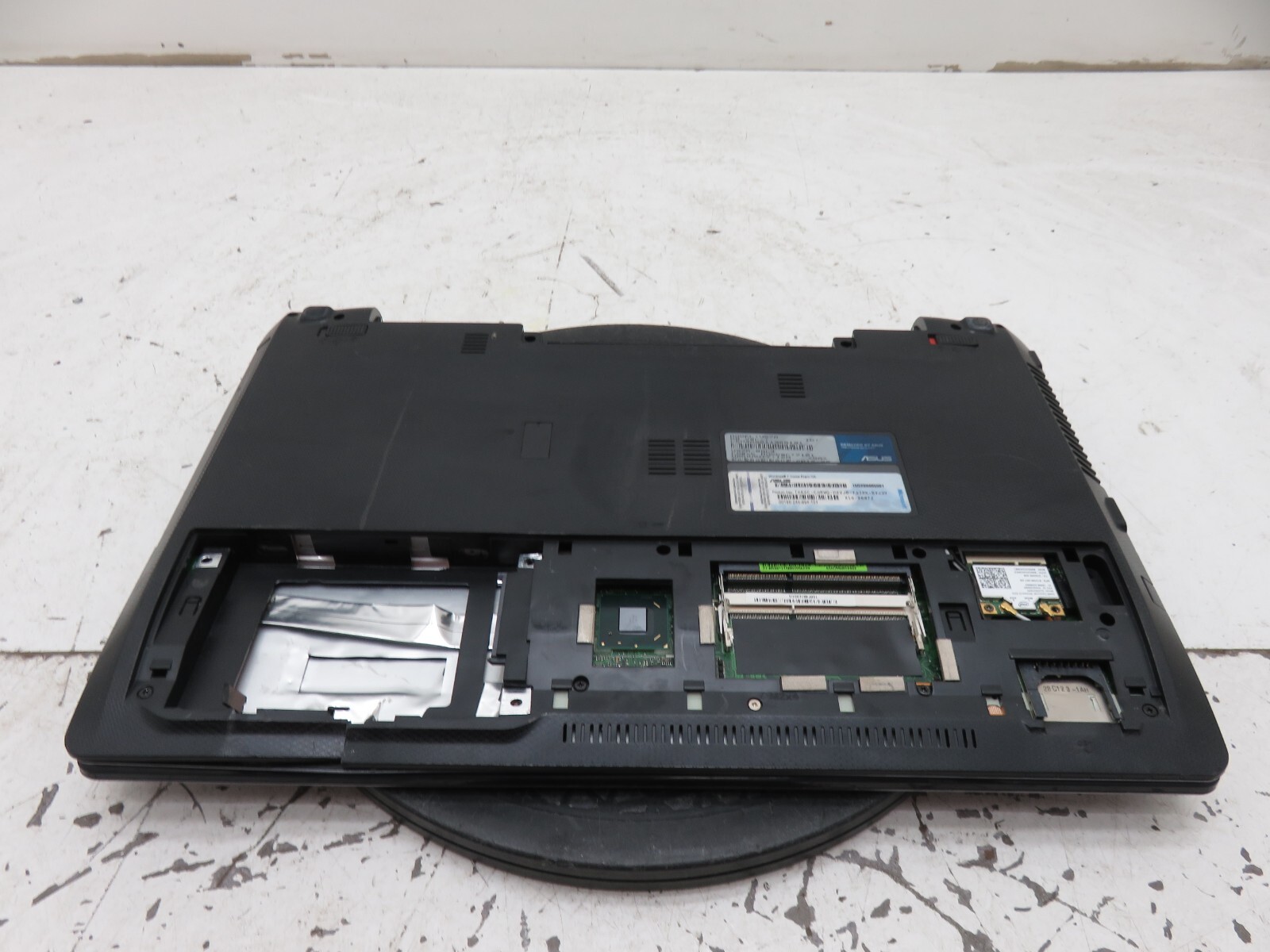 Lot of 2 i5 1st-3rd Gen Laptops – Asus U57A Lenovo G500S Touch – PARTS ONLY