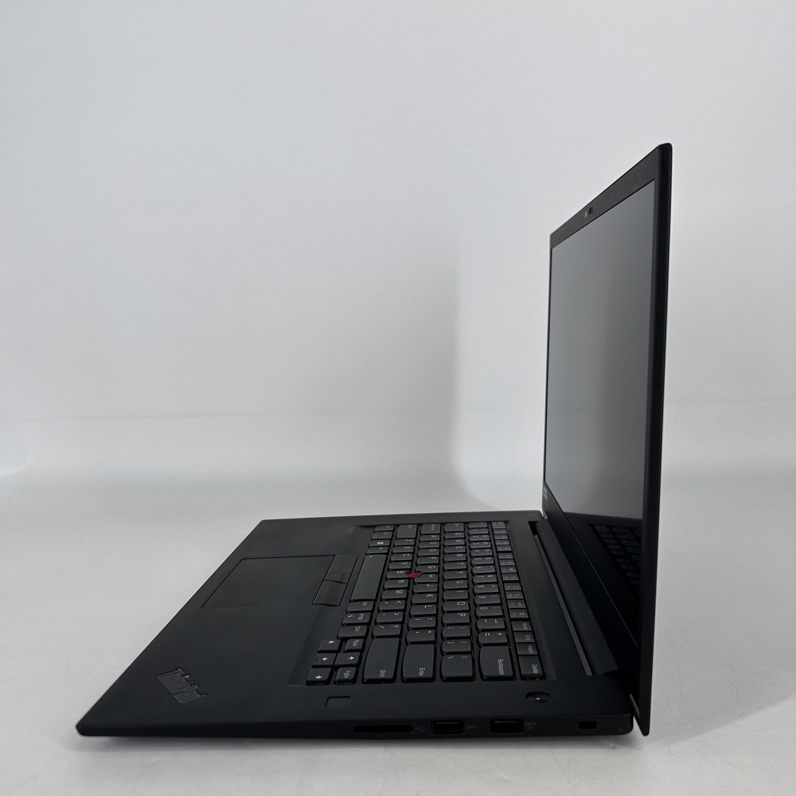 Lenovo ThinkPad P1 Gen 3 15.6 FHD i7-10750H 2.60GHz 16GB 1TB Quadro T1000 Max-Q