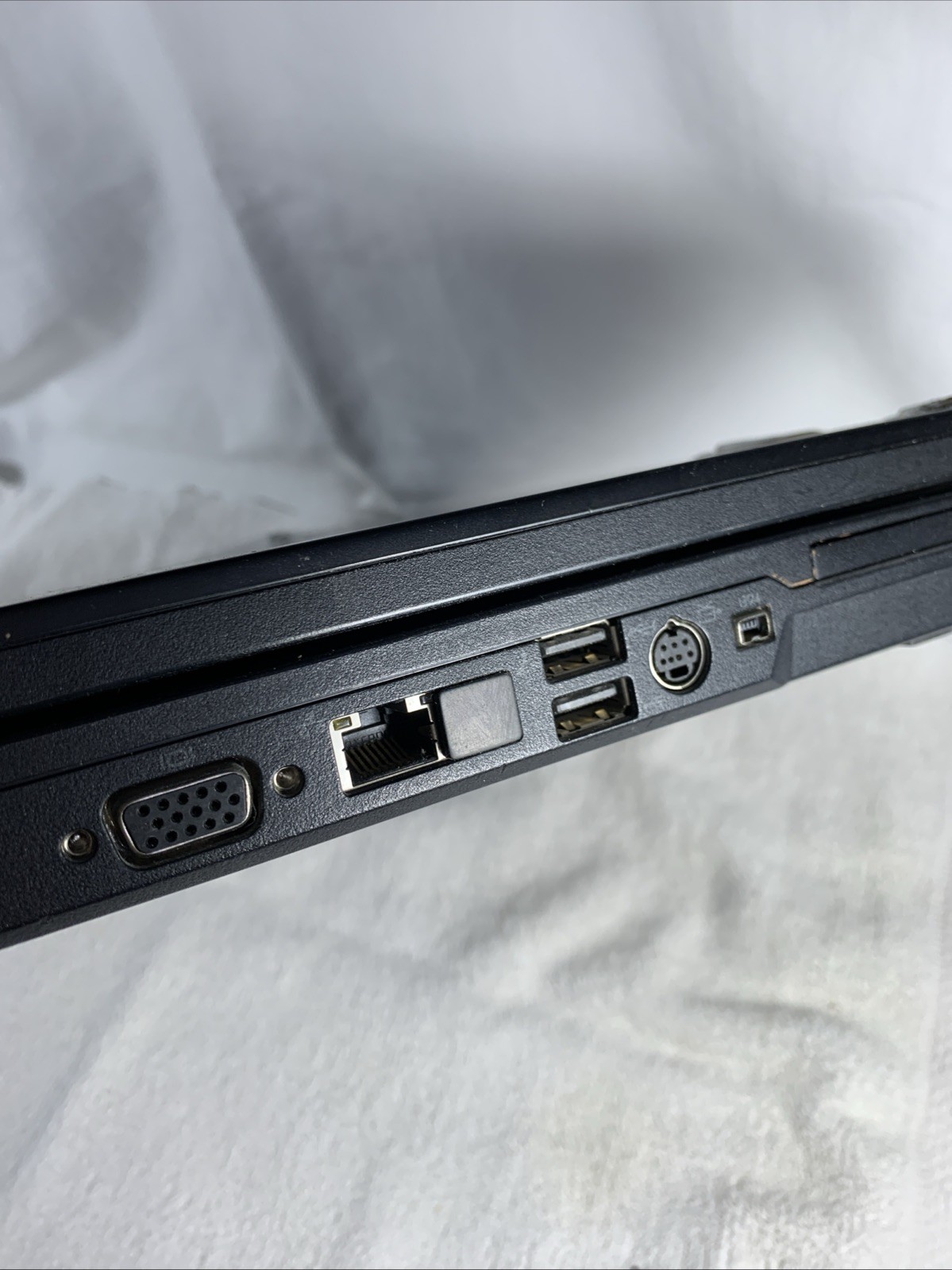 Dell Latitude E5400 Laptop Core 2 Duo CPU 14″ Display No Charger **PARTS ONLY *2
