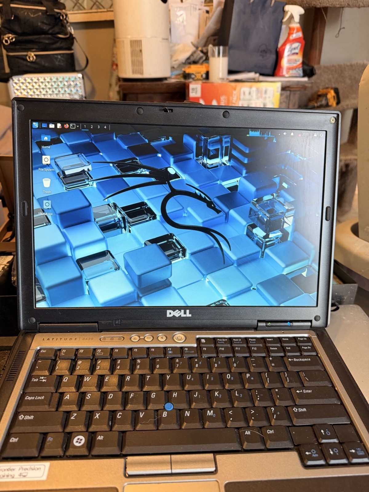 Dell Latitude D620 320GB + Kali USB + Atheros AR9271 No Charger