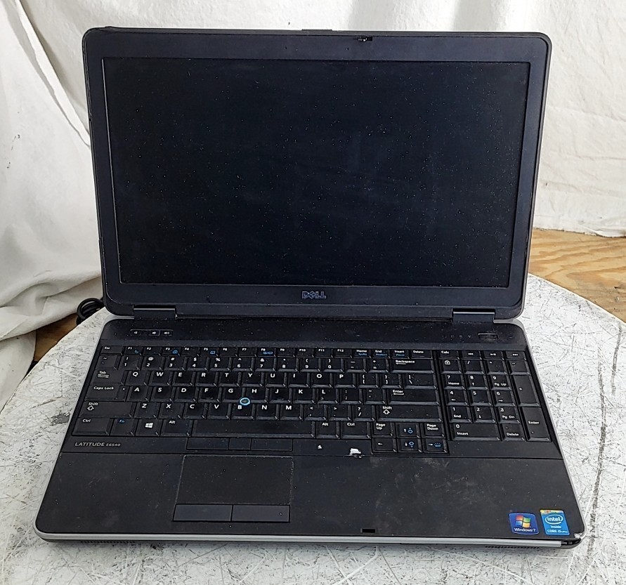 DELL LATITUDE E6540 Laptop Core I5-4300M 4GB SEE NOTES