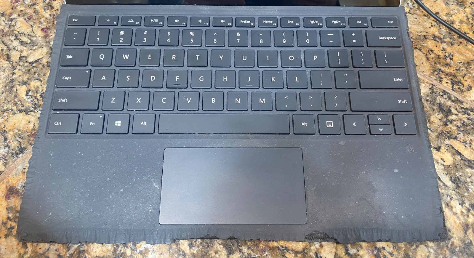Microsoft Surface Pro 4 12.3″ (119GB SSD, Intel Core m3-6Y30, 4GB RAM)